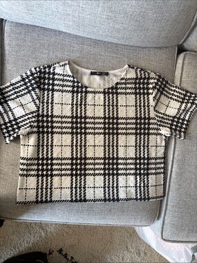 Black & White Plaid Short Sleeve Tee